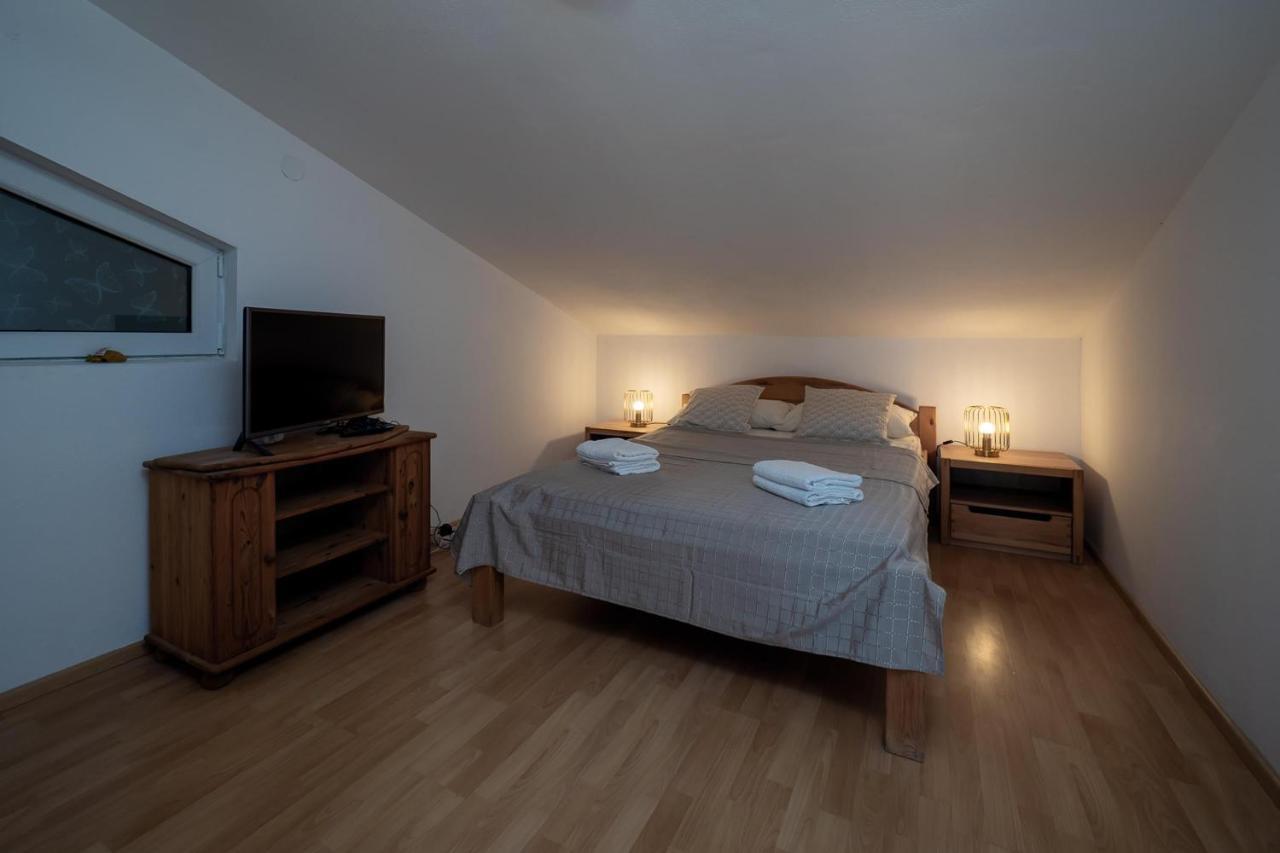 Apartments Domic Банджоле Экстерьер фото